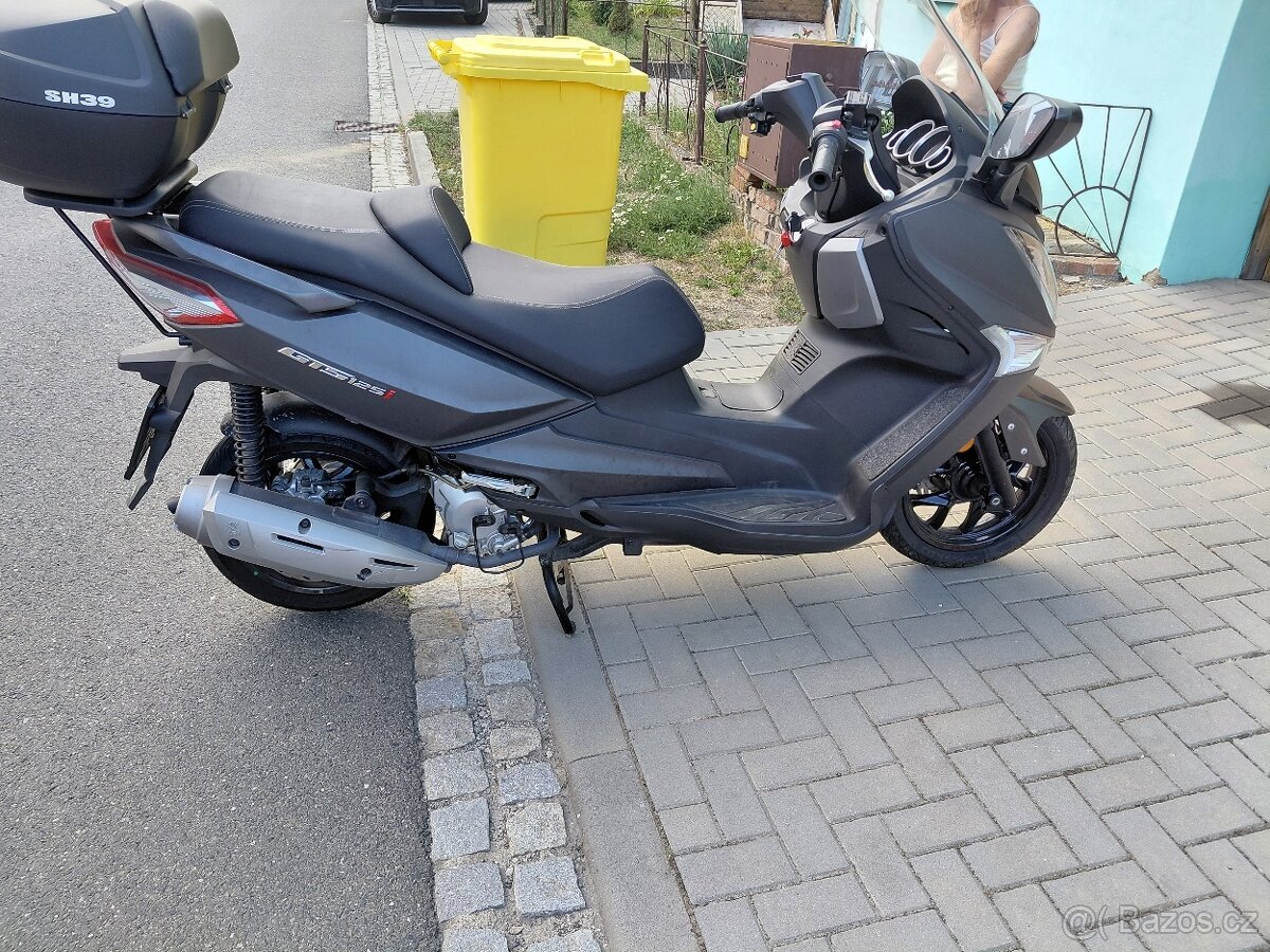 SYM GTS 125