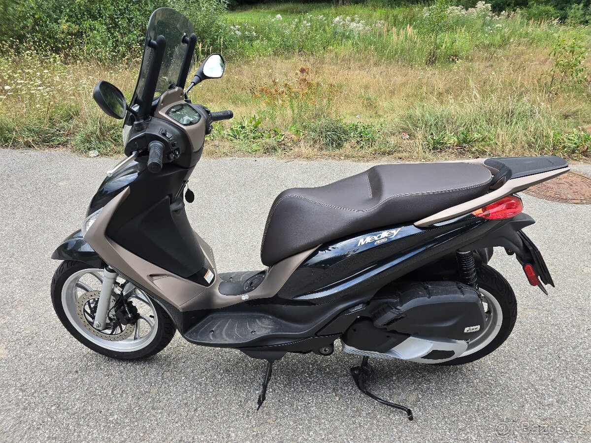Piaggio Medley 125