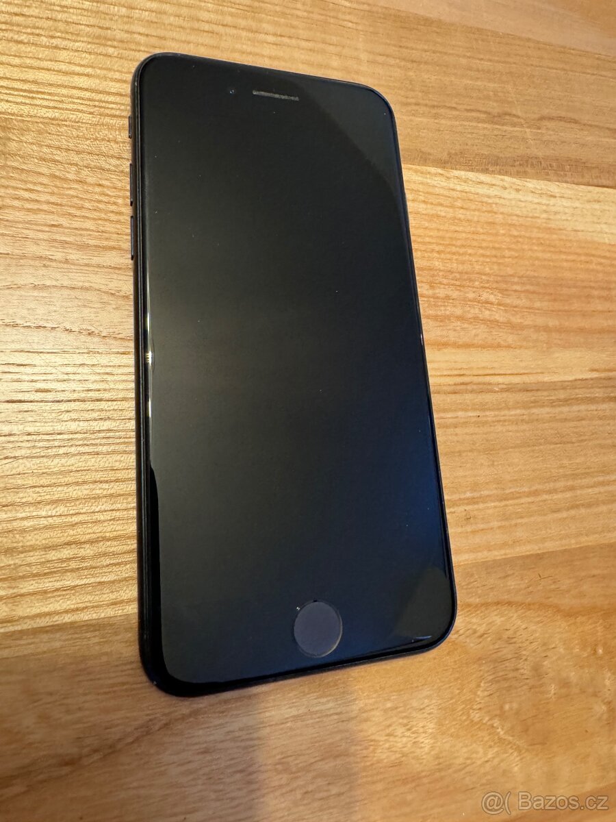 iPhone SE 2022