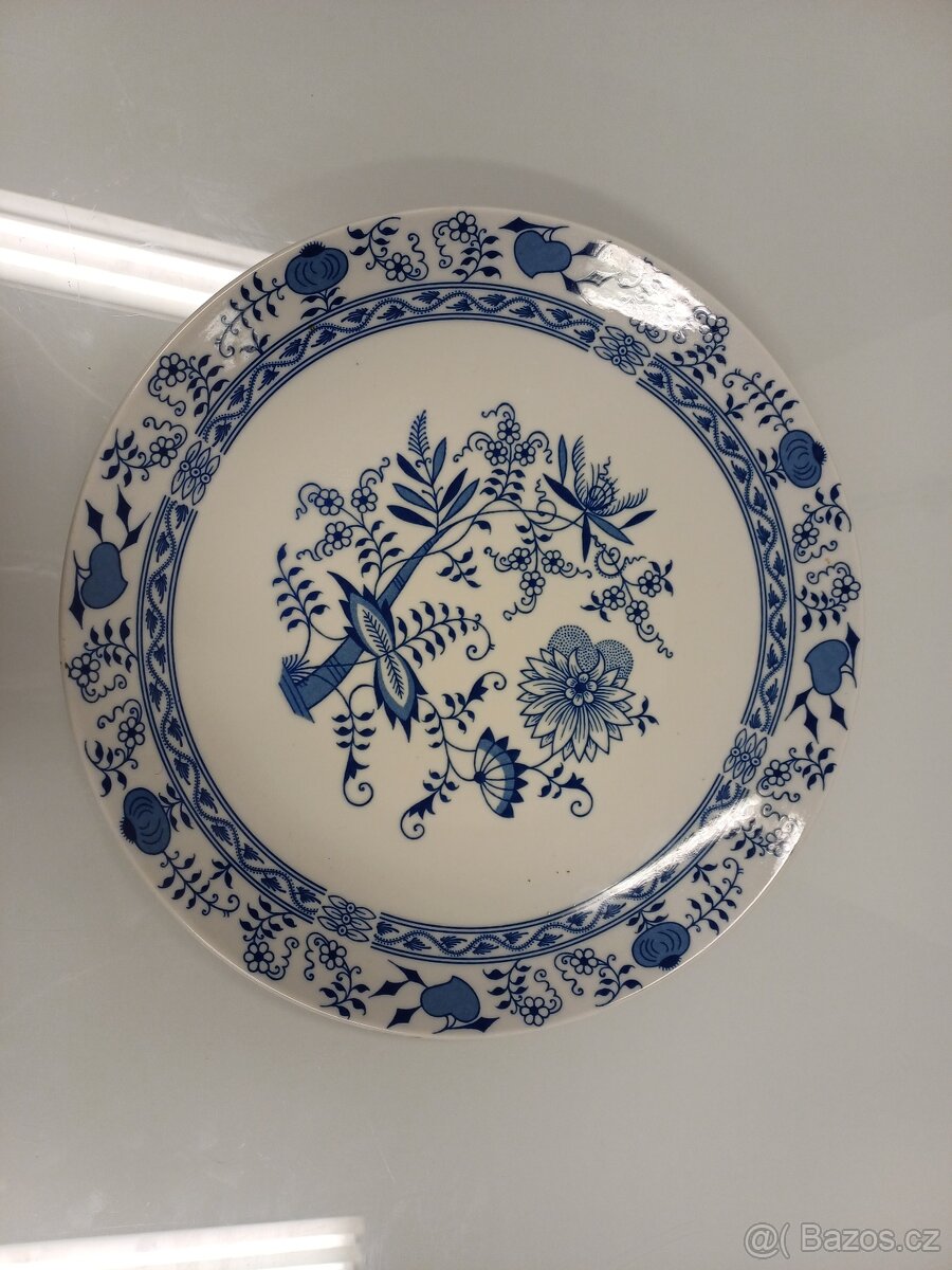 CIBULÁK HENRIETTE