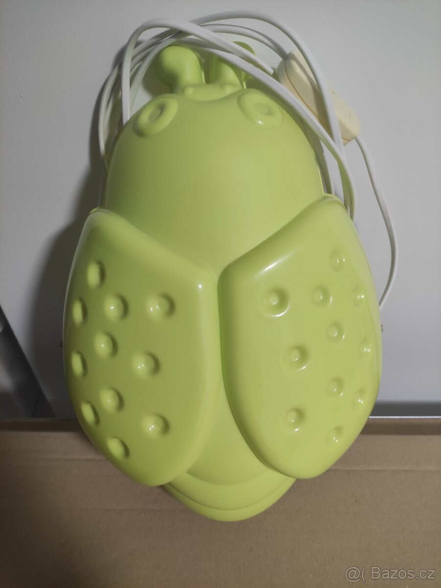 IKEA Beruška zelená lampička