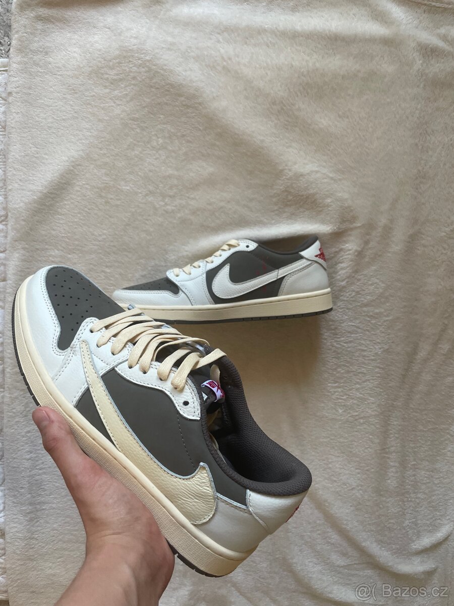 Travis scott low 1 mocha 1:1