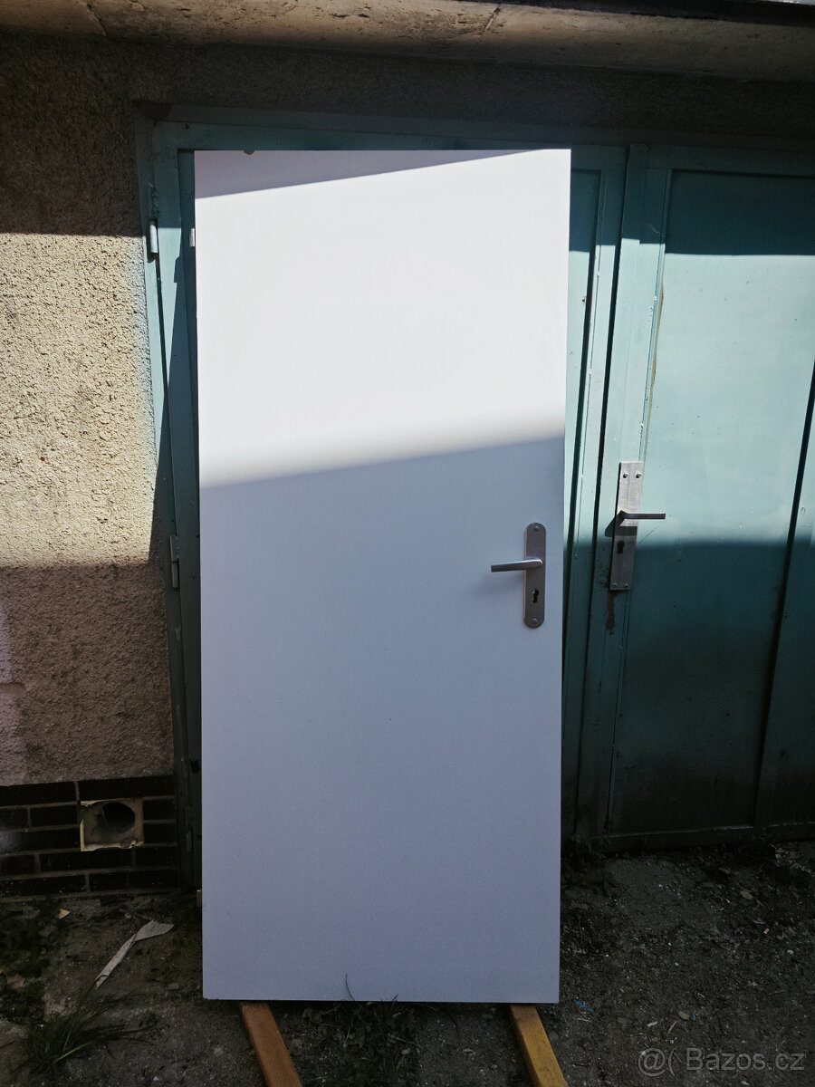 Protipožární dveře Masonite EI30 80L bílé vč. kování
