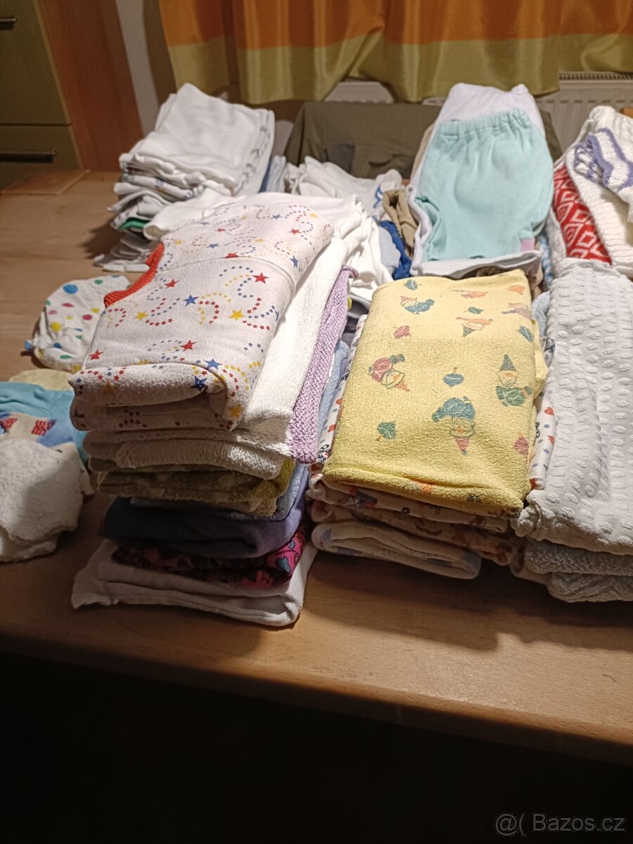 Prodám kojenecké oblečení