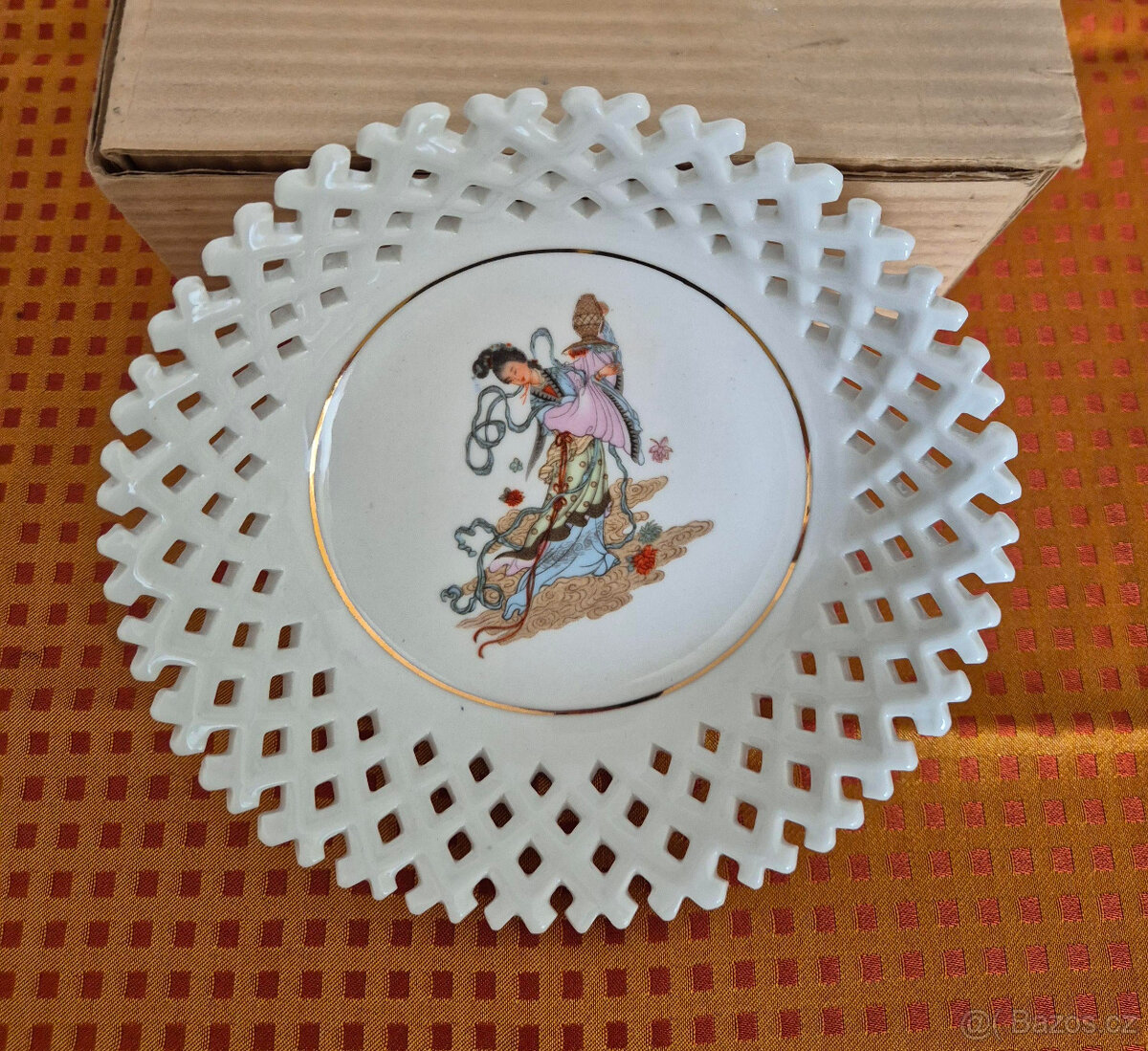 Miska porcelánová