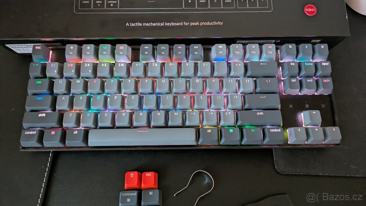 Keychron K8 Hot-Swappable (Gateron Red)