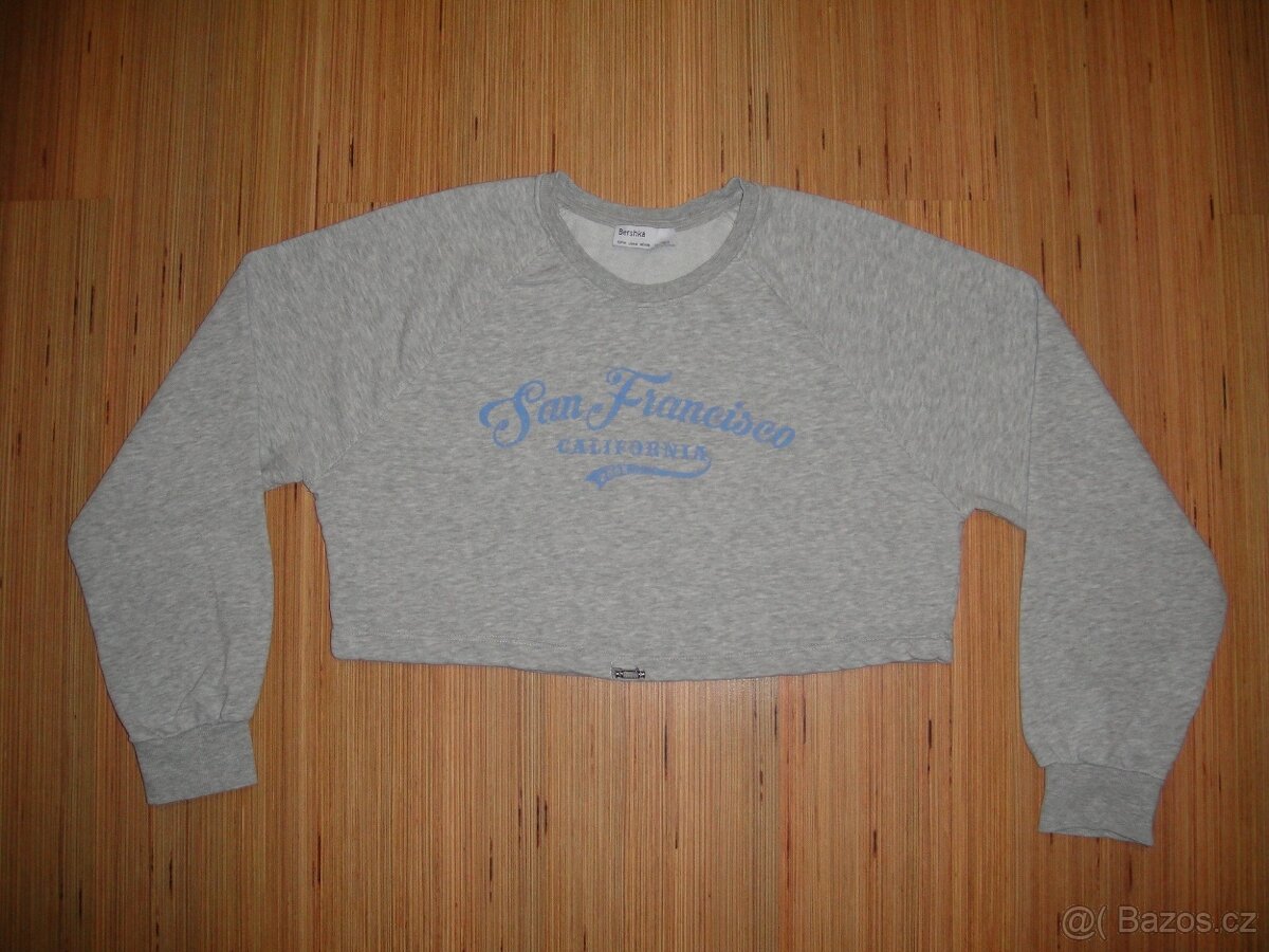 crop mikina Bershka vel. M