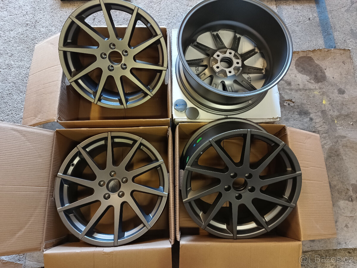 Konkávní Sada disků R19 5x112 TAtechnix