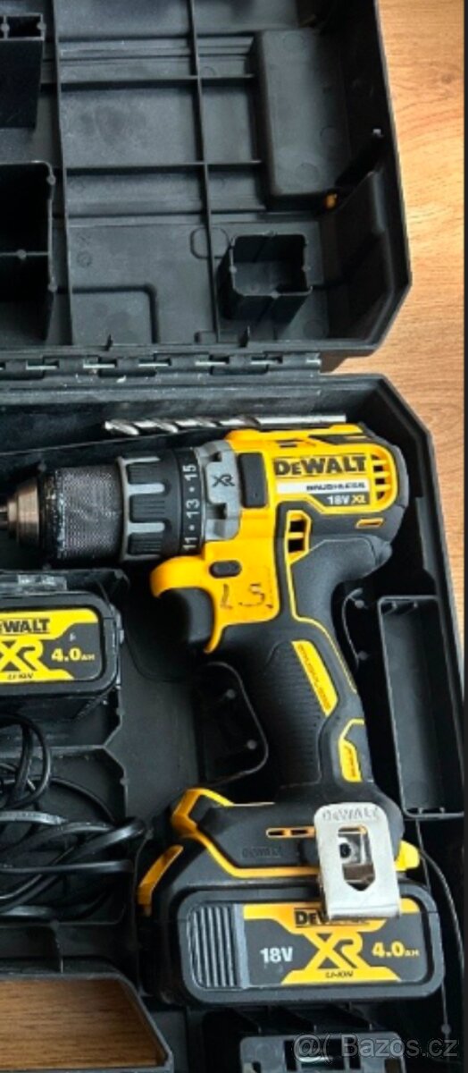Aku šroubovák DeWALT 18V 4A