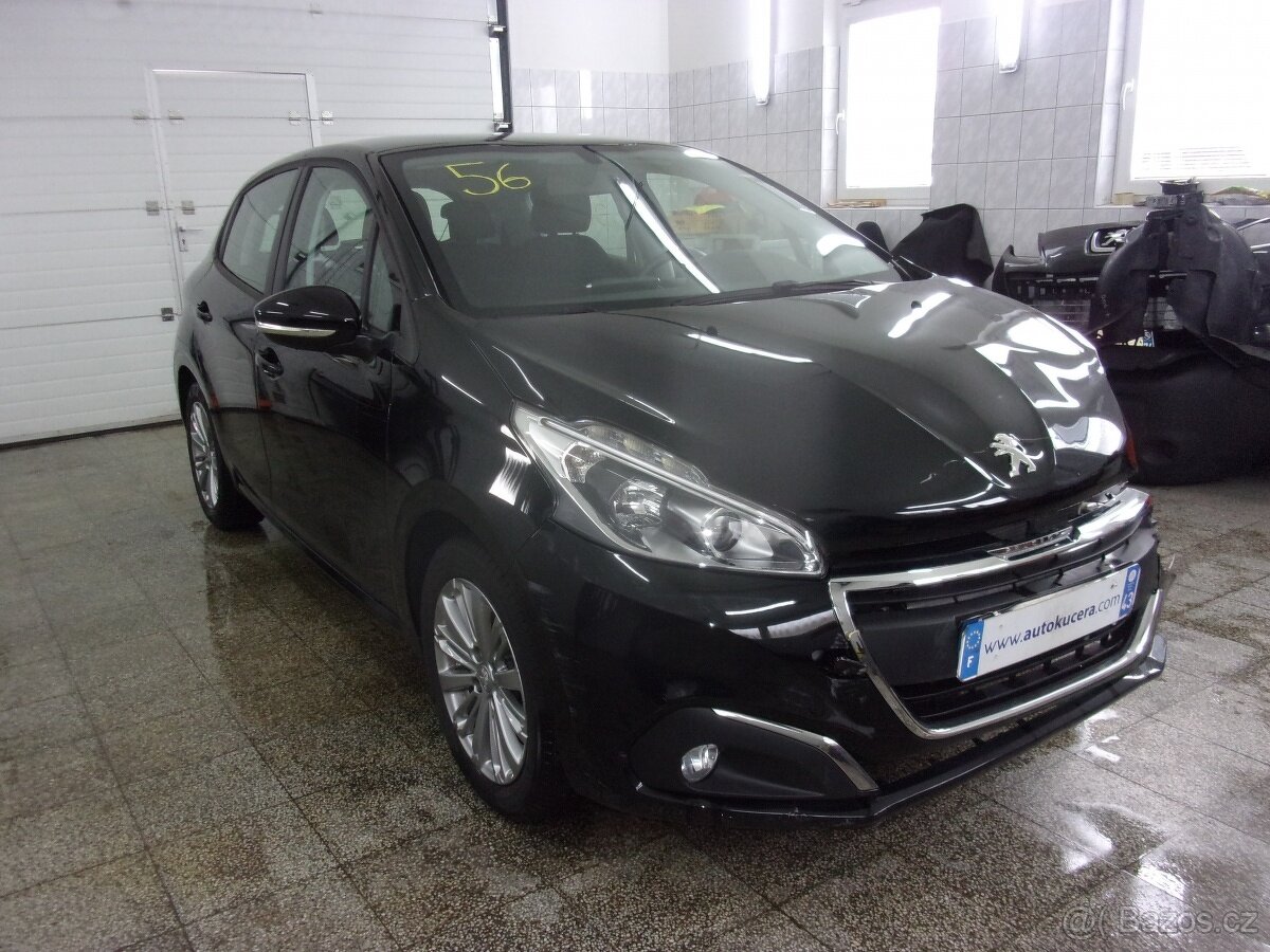 Peugeot 208 1,2i 82