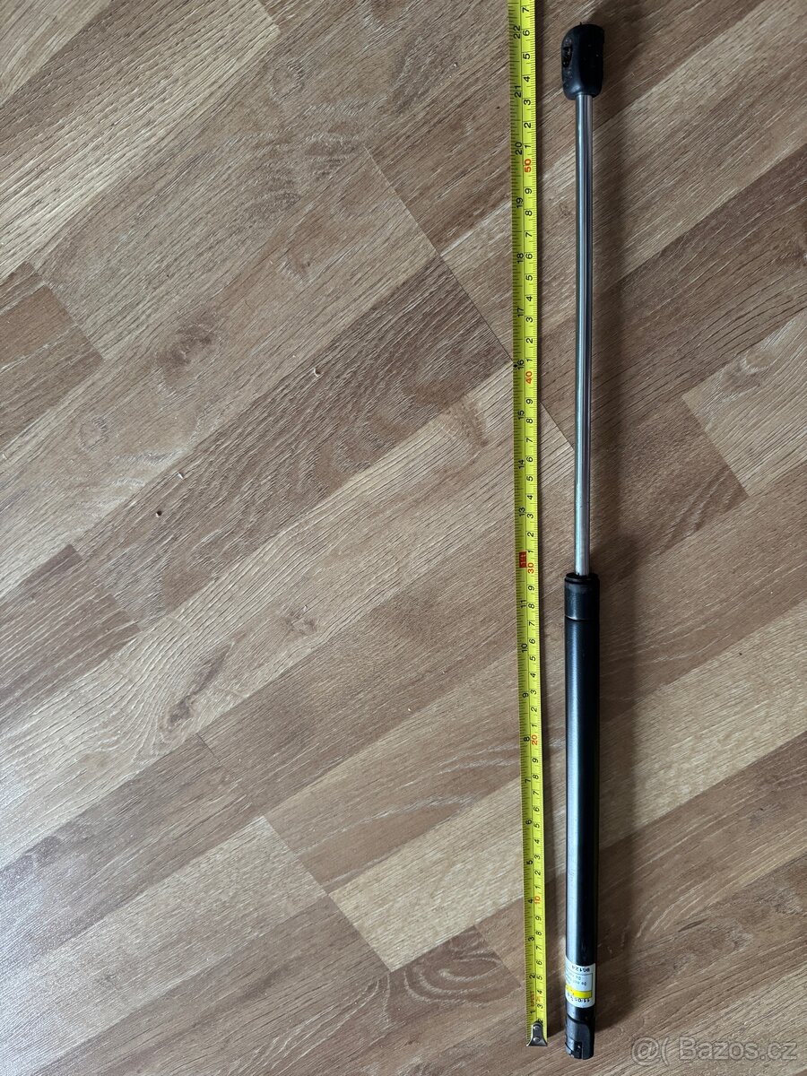 Plynová vzpěra pátých dveří nebo přední kapoty délka 56cm