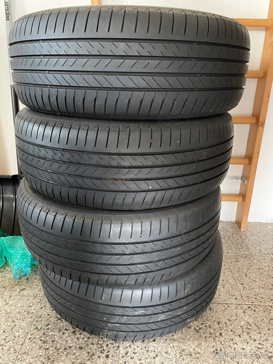 Bridgestone 235/55 R19