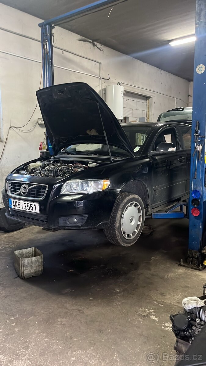 Volvo V50