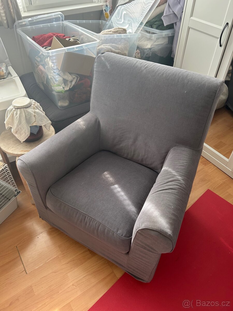 Křeslo ikea