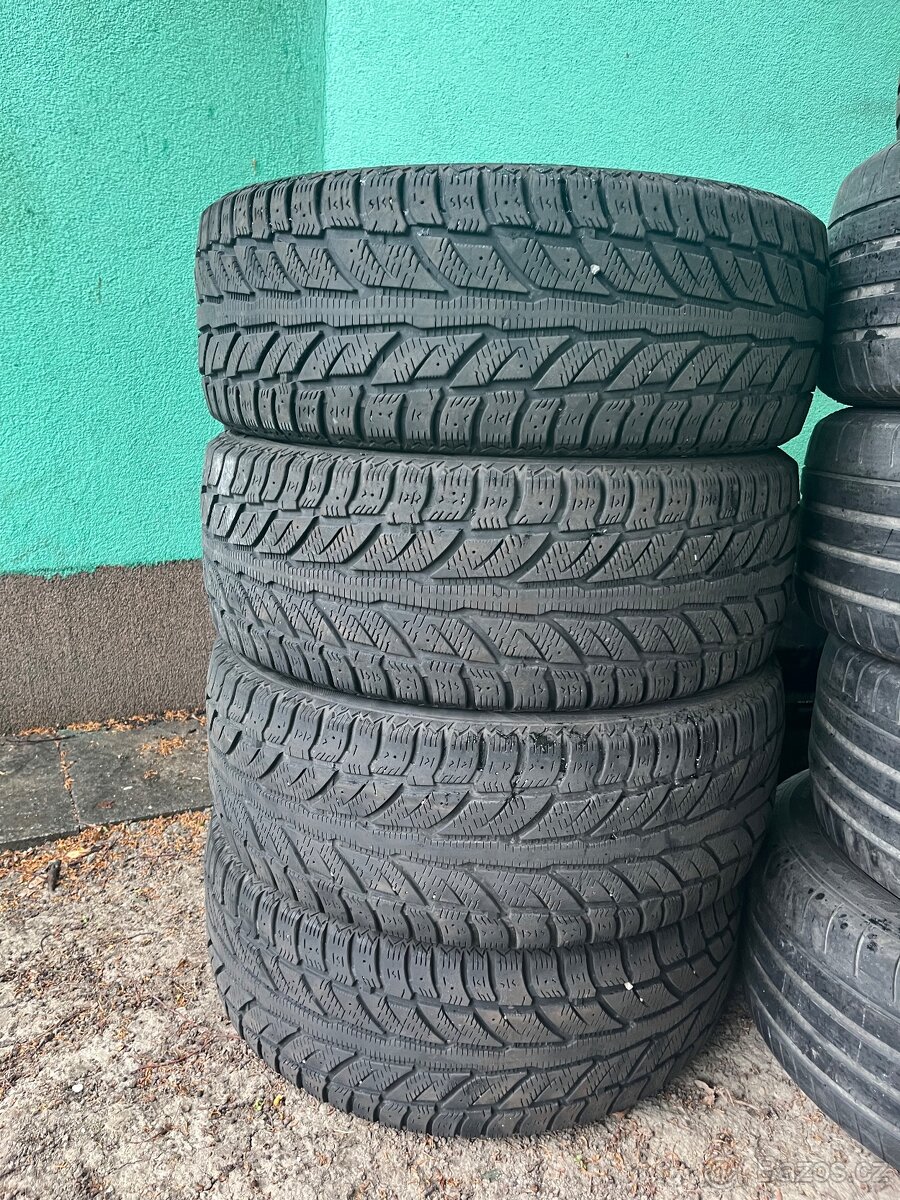 Sada zimních pneu 225/55 R18