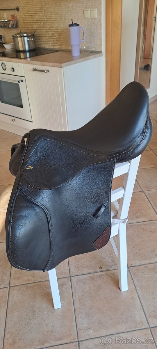 Skokové sedlo na pony