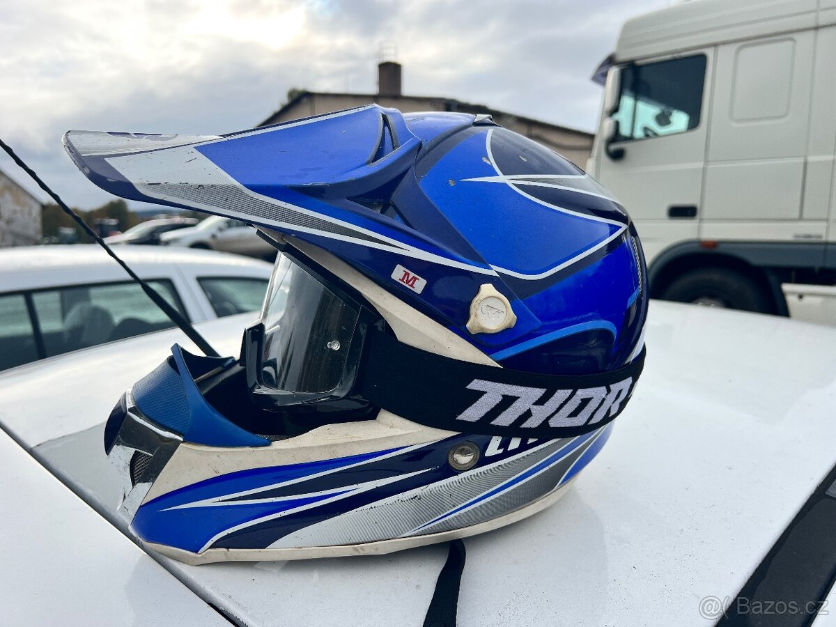 Helma, Boty, chrániče, vesta, kalhoty