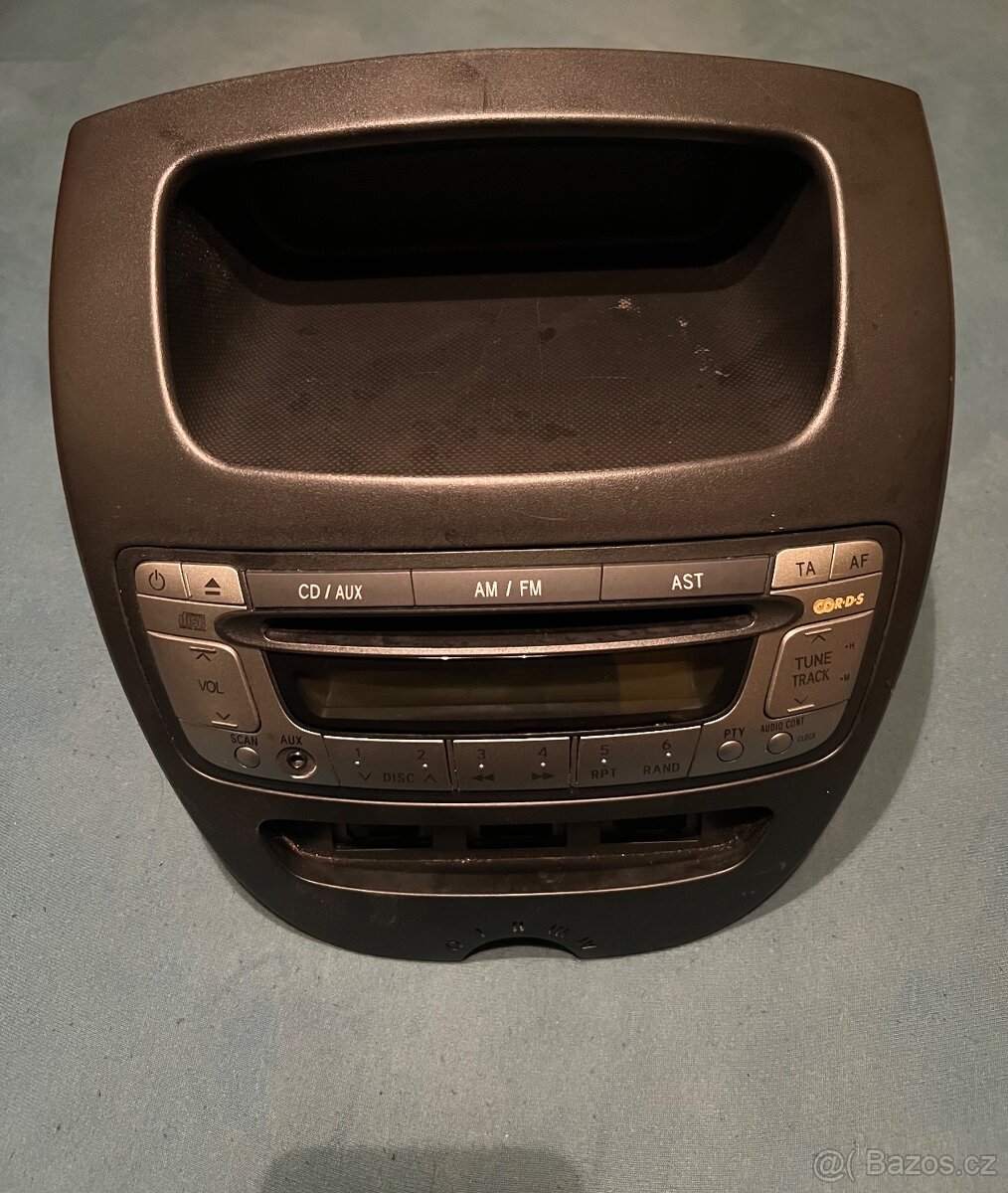 Autorádio Panasonic - Peugeot 107, Citroen C1, Toyota Aygo