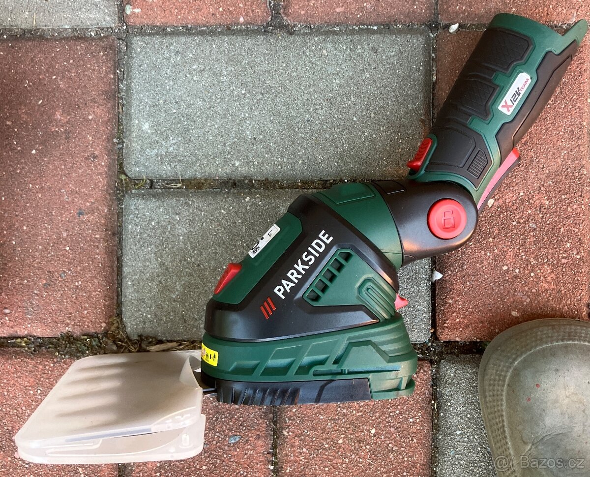 AKU NŮŽKY NA TRÁVNÍK A ŽIVÝ PLOT PGSA 12 A1 SADA.