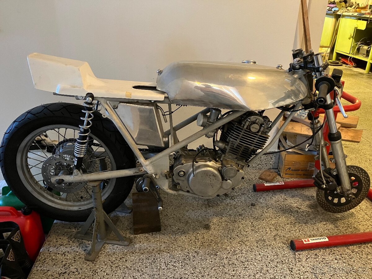 Seeley Yamaha SR 500