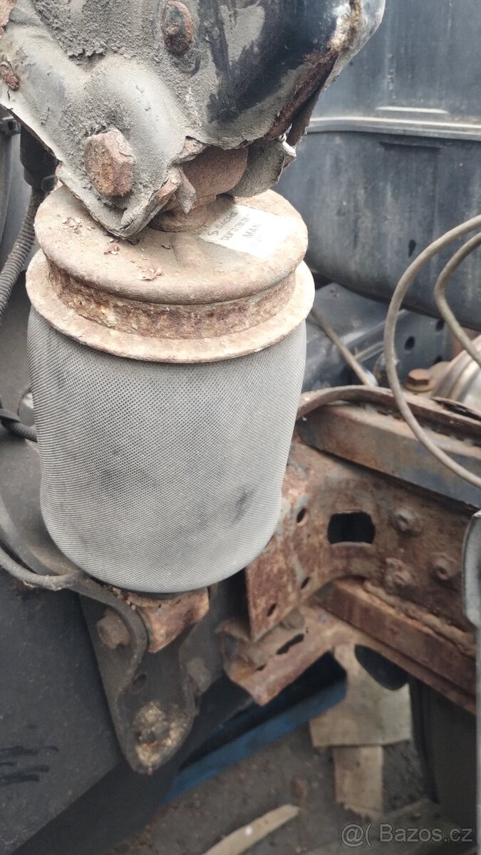 tlumič kabiny MAN 81.41722.6056