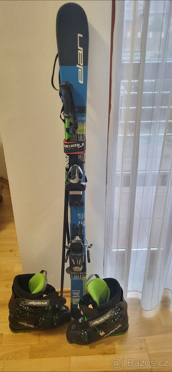 Lyže Elán, hůlky a přaskáče