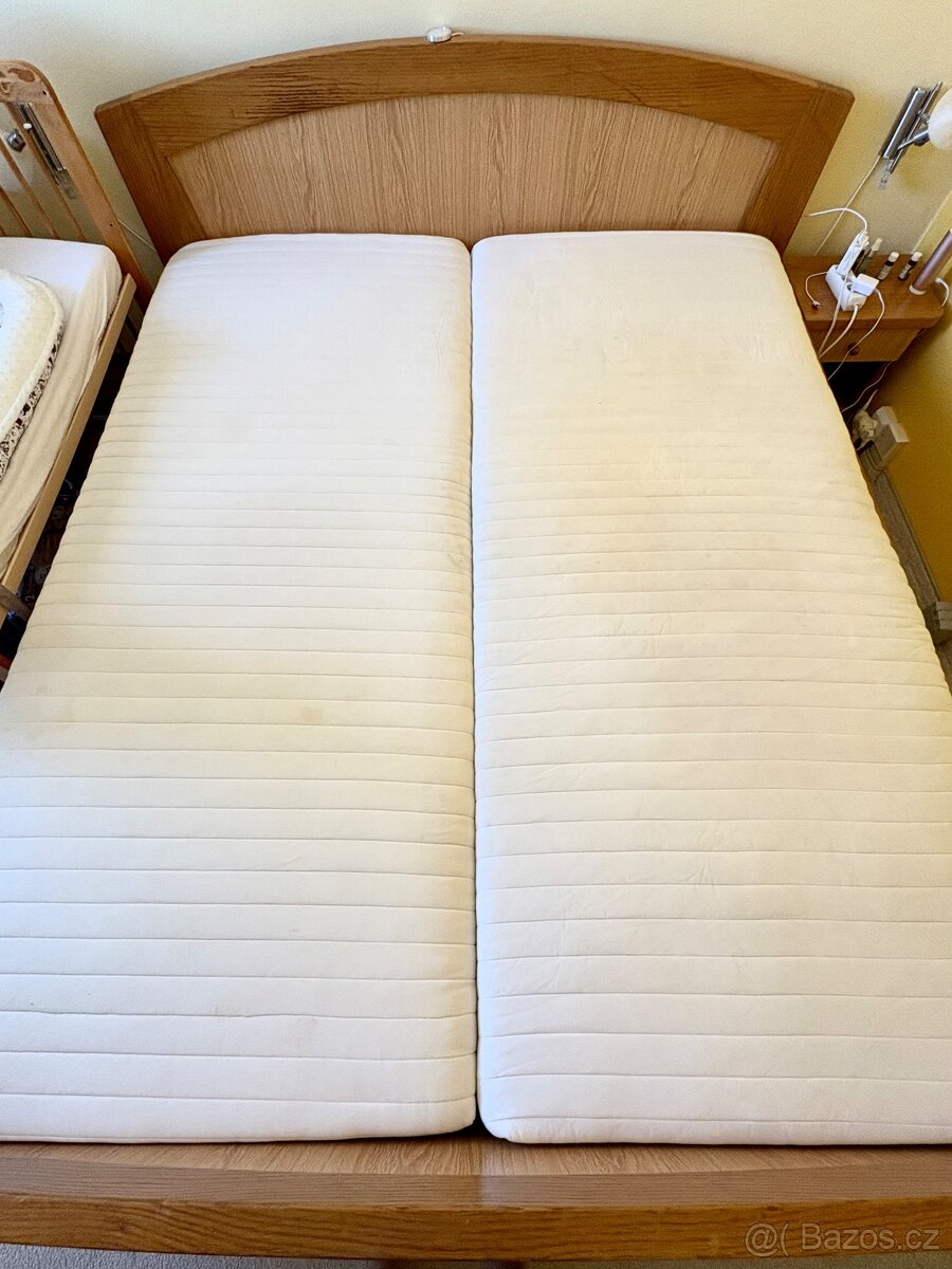 SLEVA Prodám kvalitní dubovou postel 220x190 z masívu