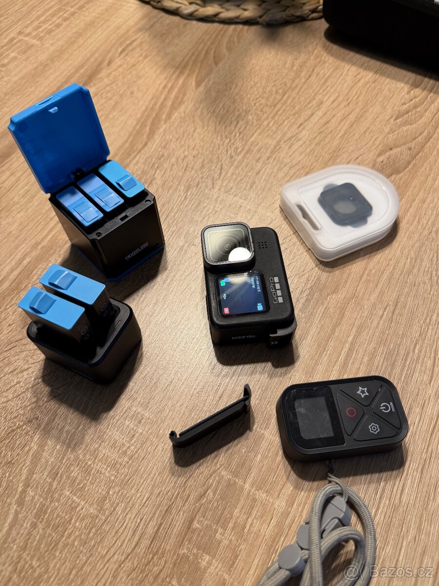 Gopro Hero 9, ovladač, 6x baterie, příslušenství
