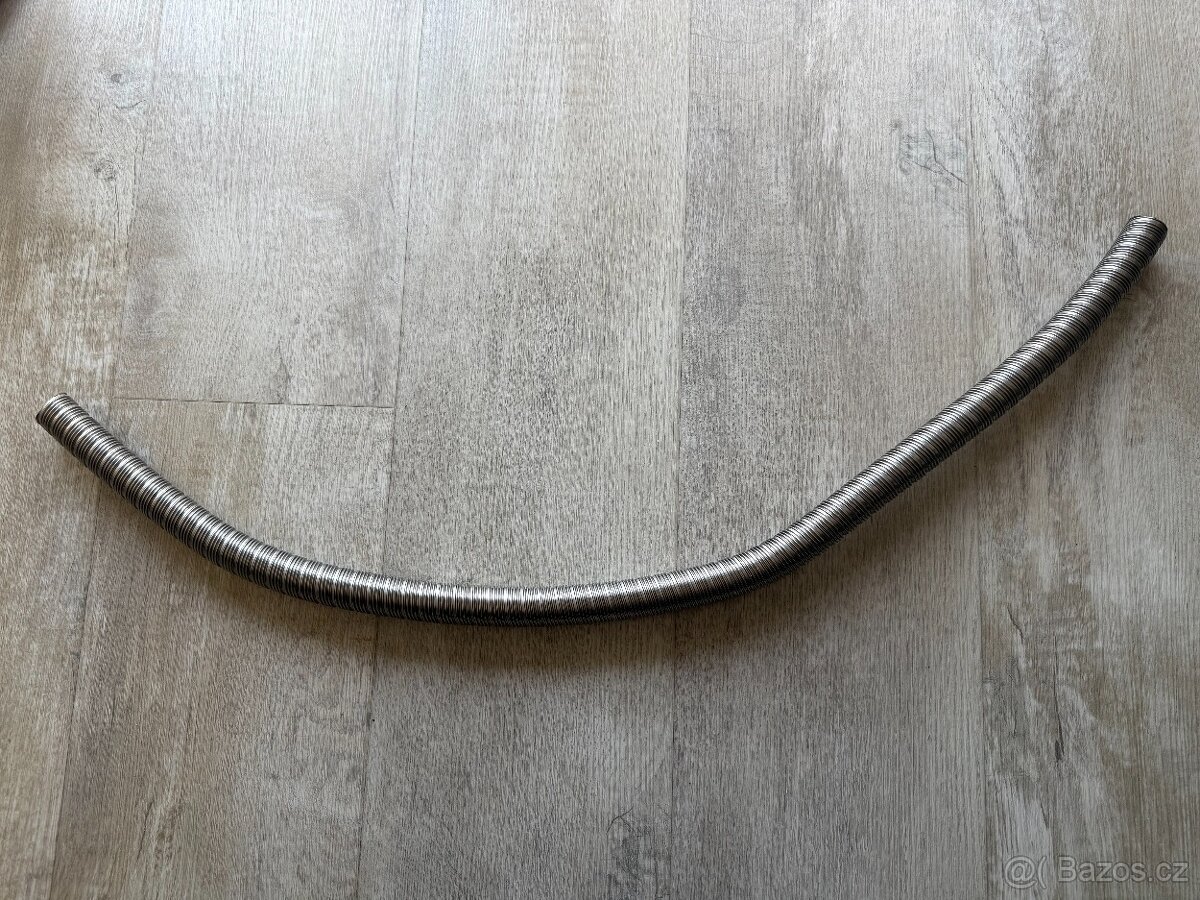 TRUBKA VÝFUKOVÝCH PLYNŮ WEBASTO FI22 mm