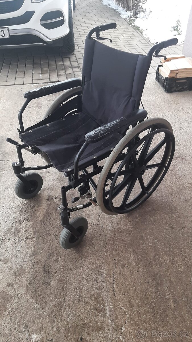 invalidní vozík