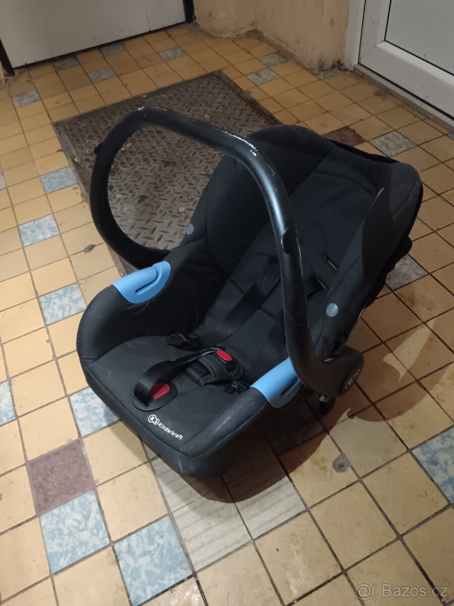 Autosedačka vajíčko