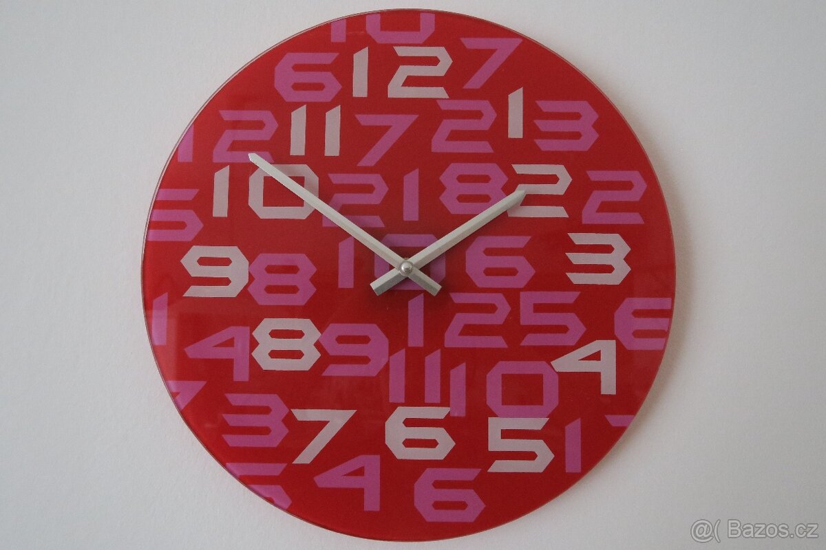 Nástěnné hodiny růžové skleněné 40cm