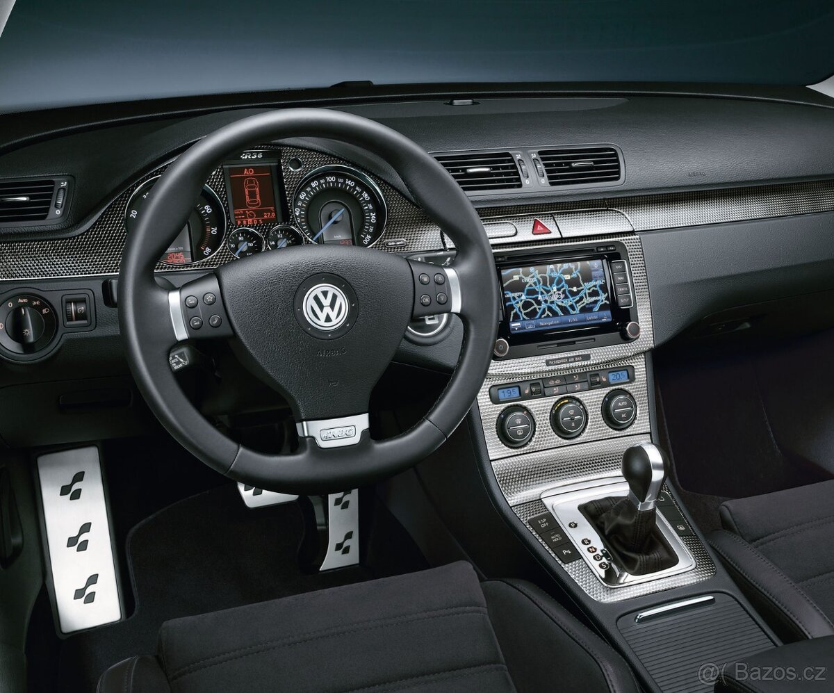 Passat R36 b6 dekor palubky set + budíky 300 kmh
