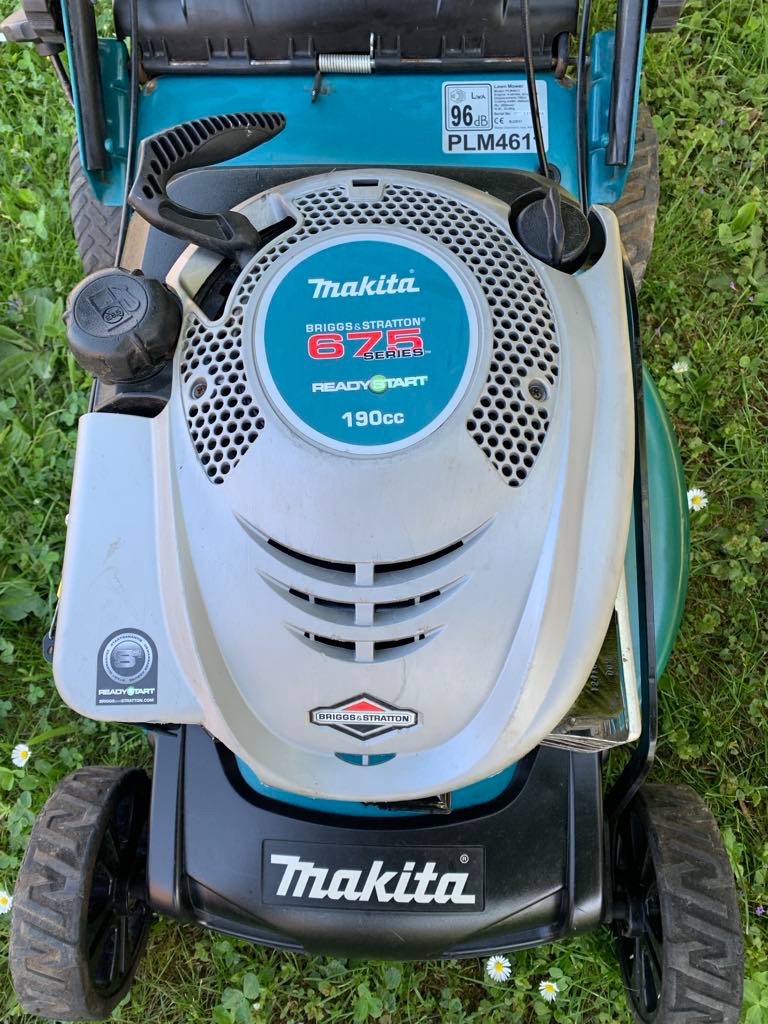 Benzínová sekačka MAKITA