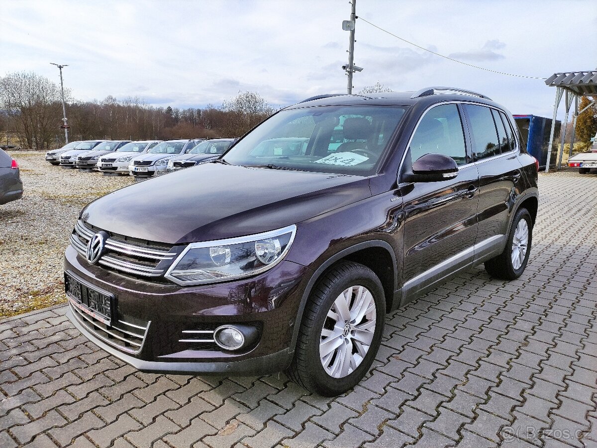 VW TIGUAN 2.0 TDi 130KW 4x4 SPORT LIFE,ALU,ZÁVĚS 2200kg.
