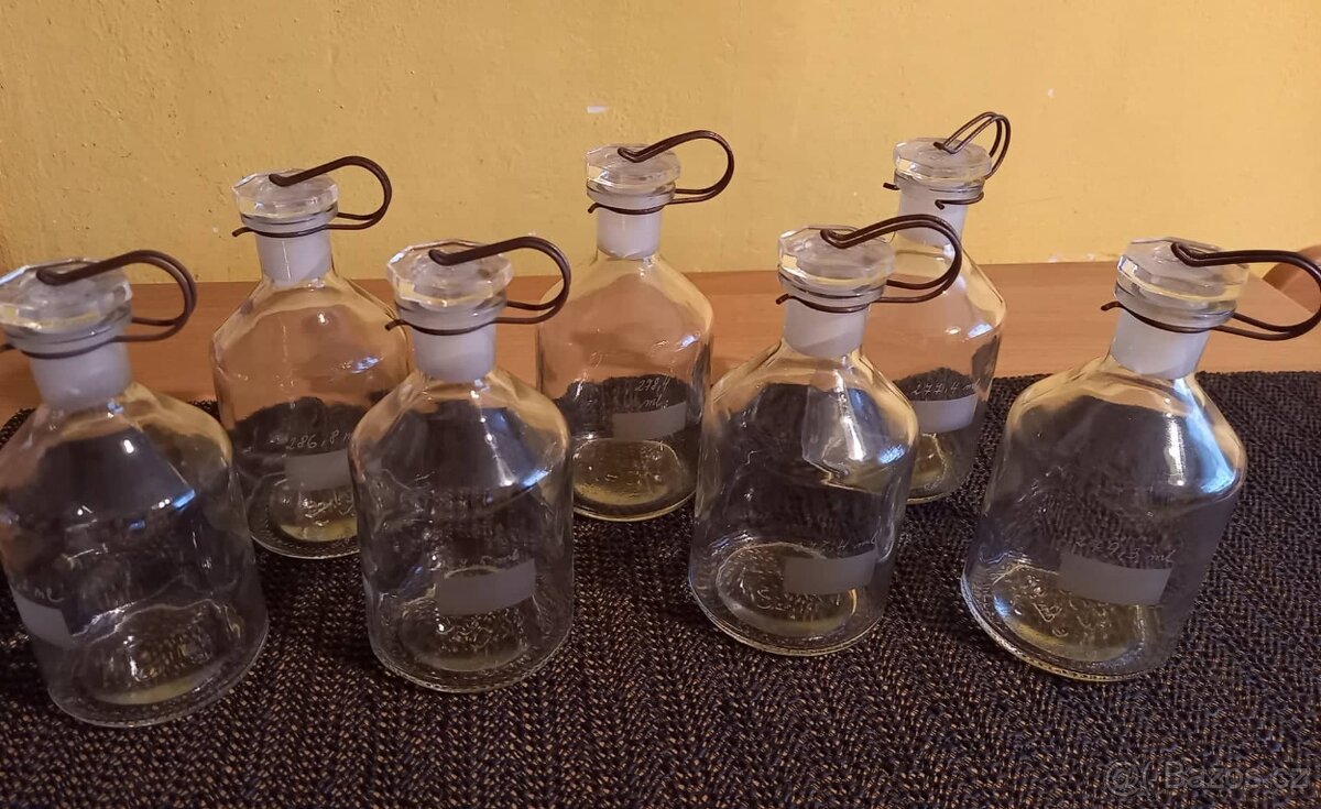 Láhev – kyslíkovka (dle Winklera) - 250 ml, pro BSK 5