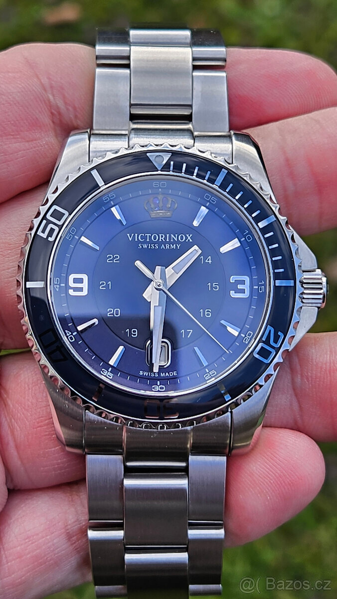 Victorinox 241602 Maverick Large 43mm