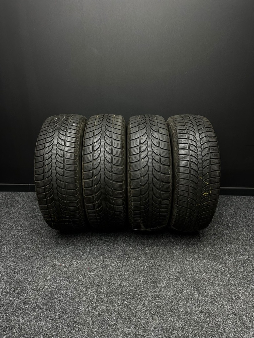 Sada pneu Bridgestone 245/65/17 111T