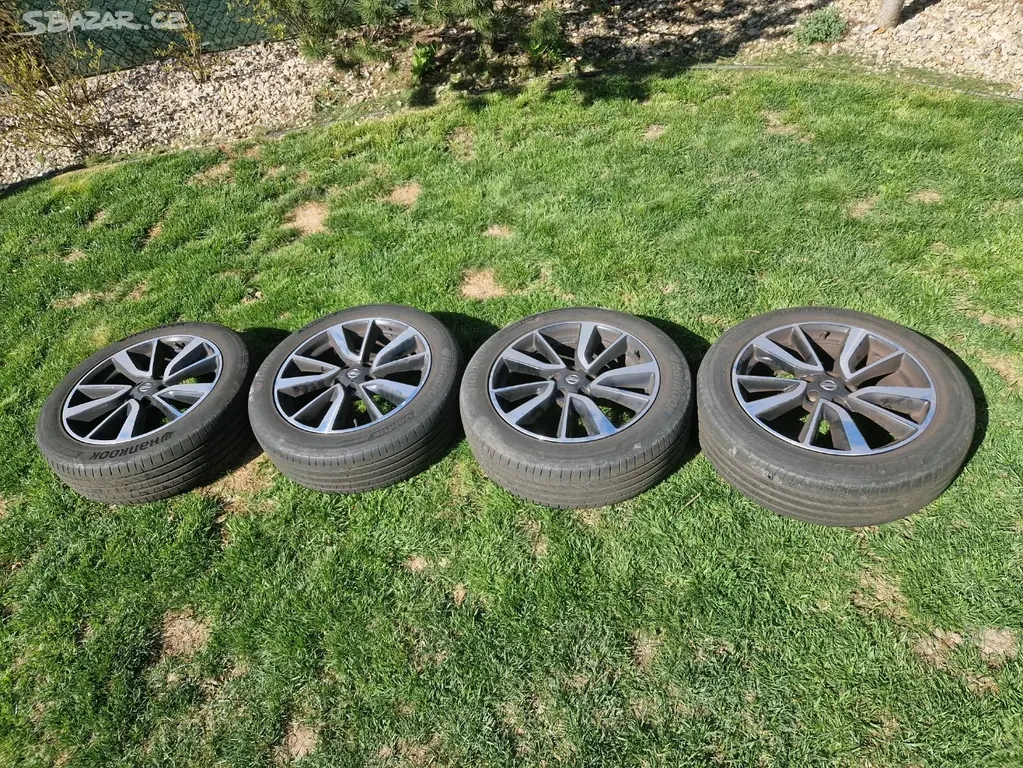 Kola na auto Nissan Xtreil