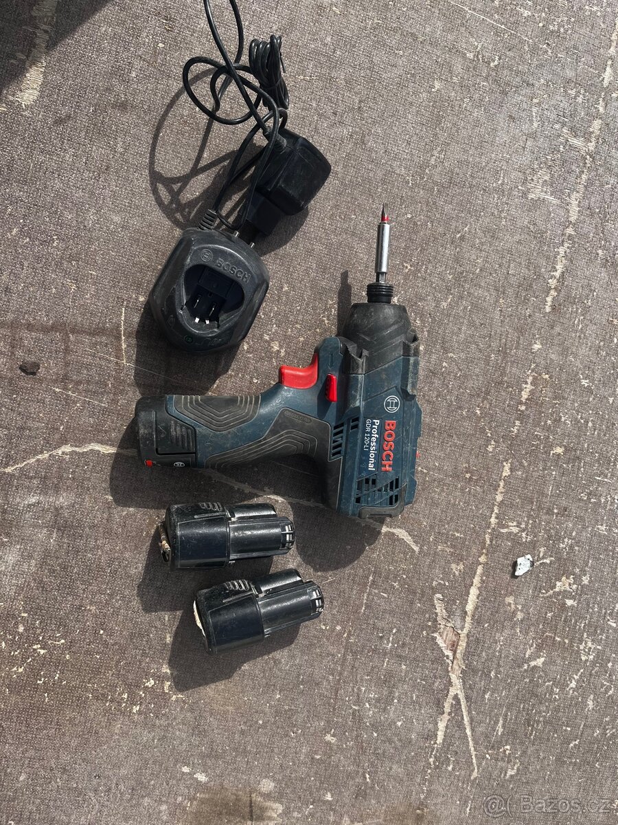 Rázový utahovák Bosch GDR 120 -LI Profesional