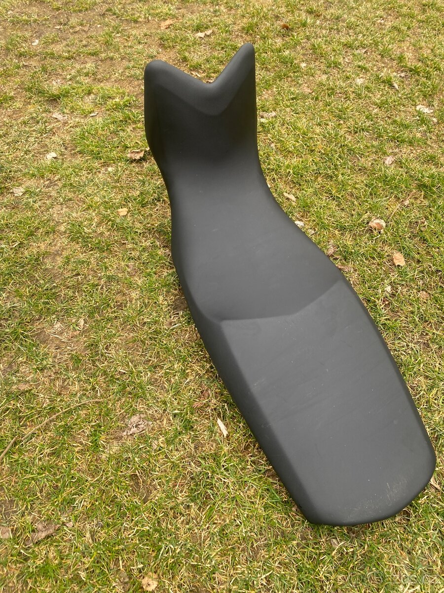 Sedlo na BMW F800GS