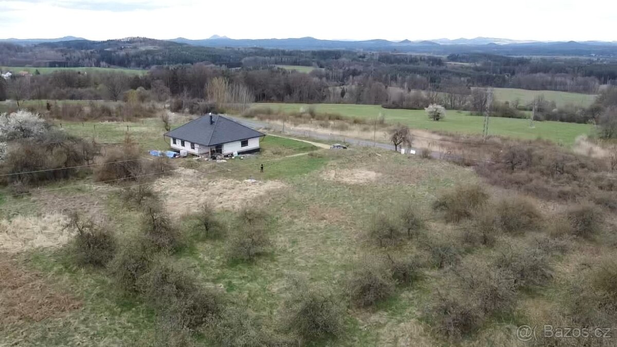 Stavební pozemek 2002m2- Česká Lípa
