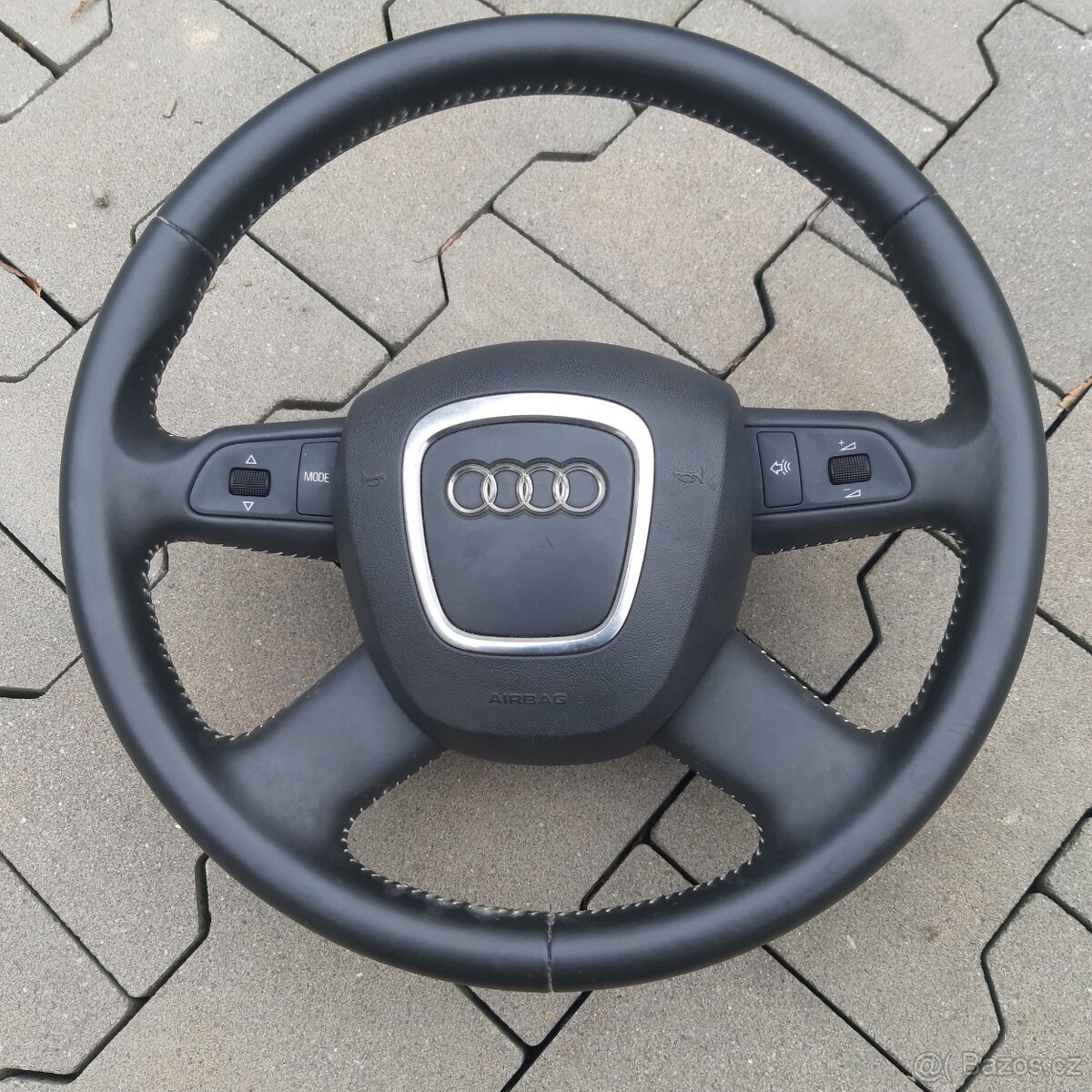 Audi volant s airbagem