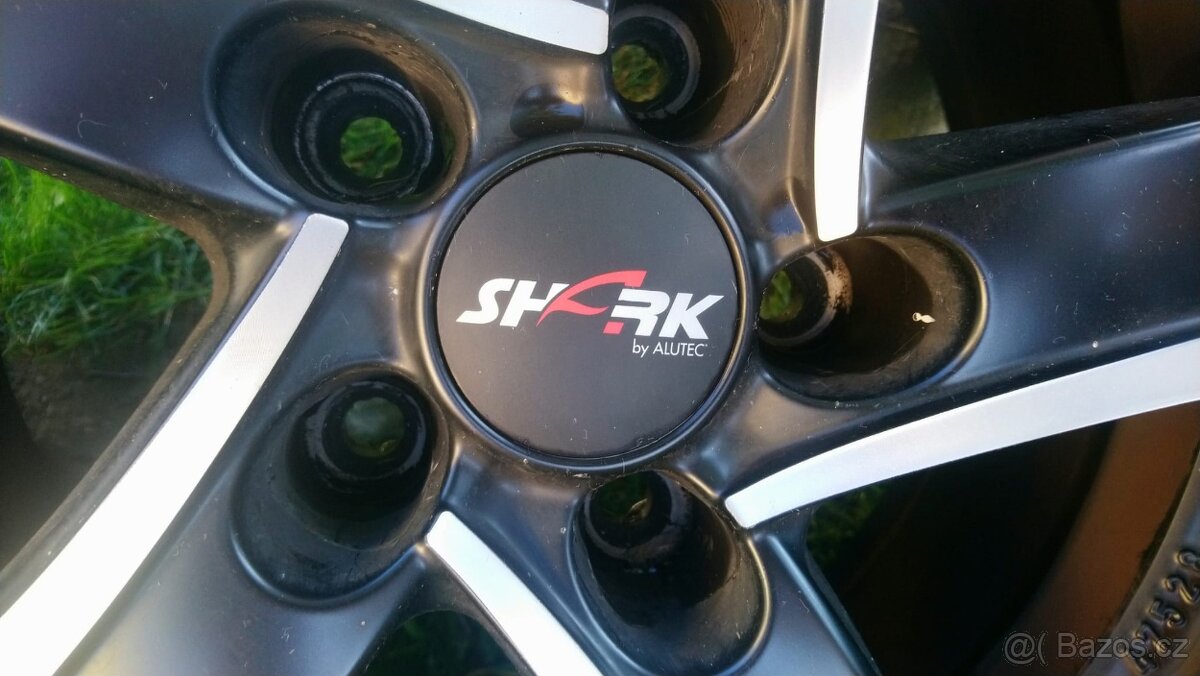 Alu kola 17 Mazda + letní pneu