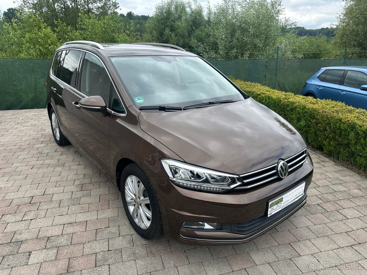 VW Touran 1,4 Tsi 110 Kw DSG Highline LED Tažné Kamera