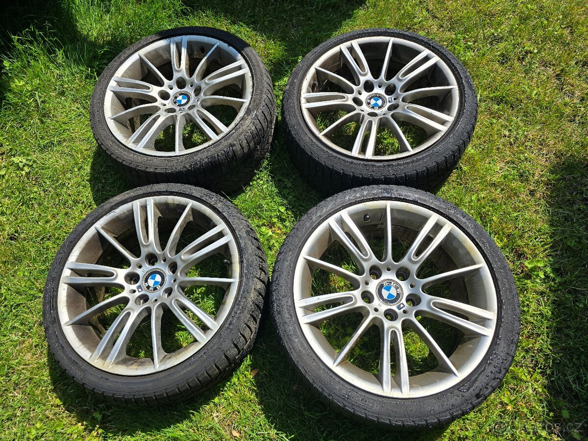 Originální BMW kola R18