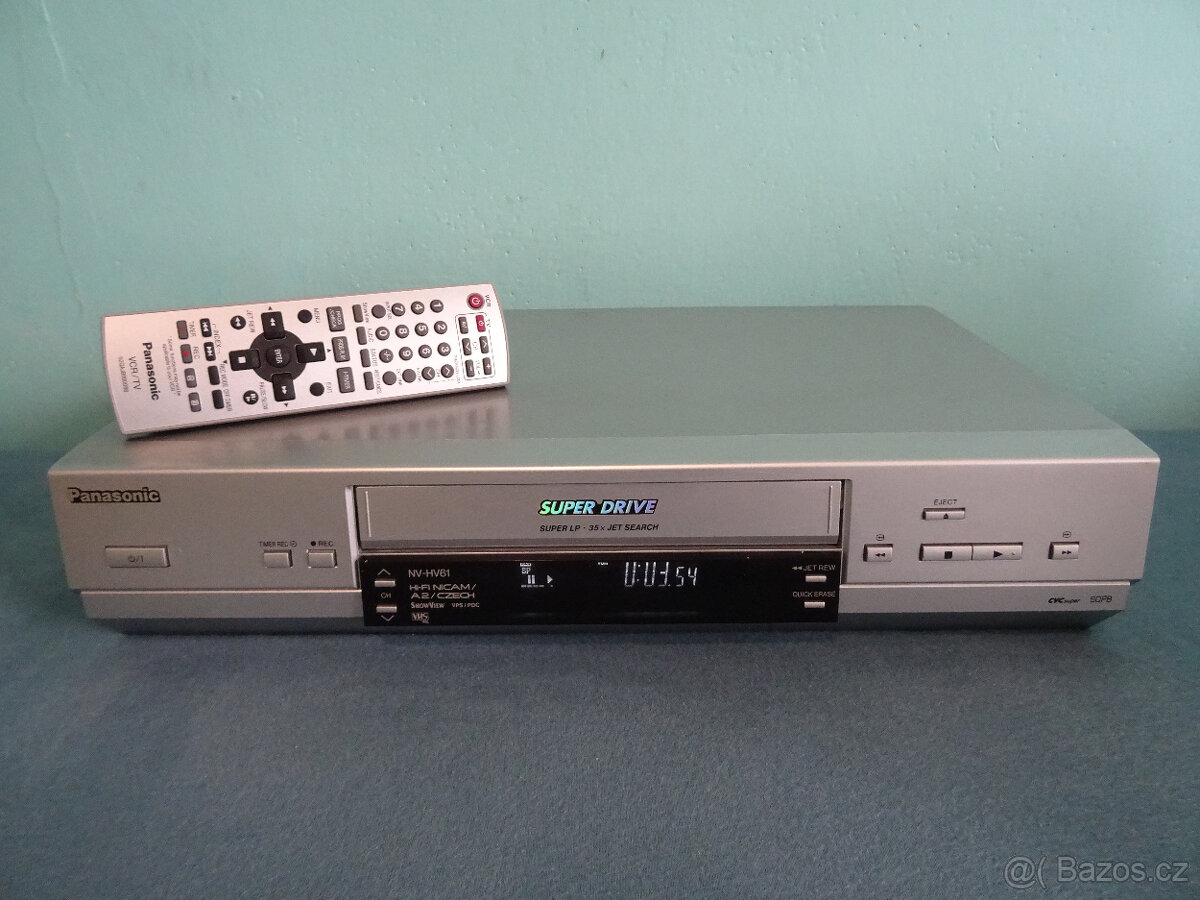 Špičkový videorekordér PANASONIC NV-HV61, 6 hlav,Hifi Stereo