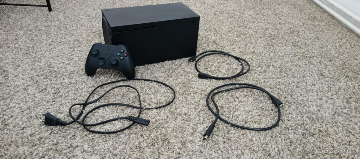 Xbox Series X - 1 TB Carbon Black s mechanikou