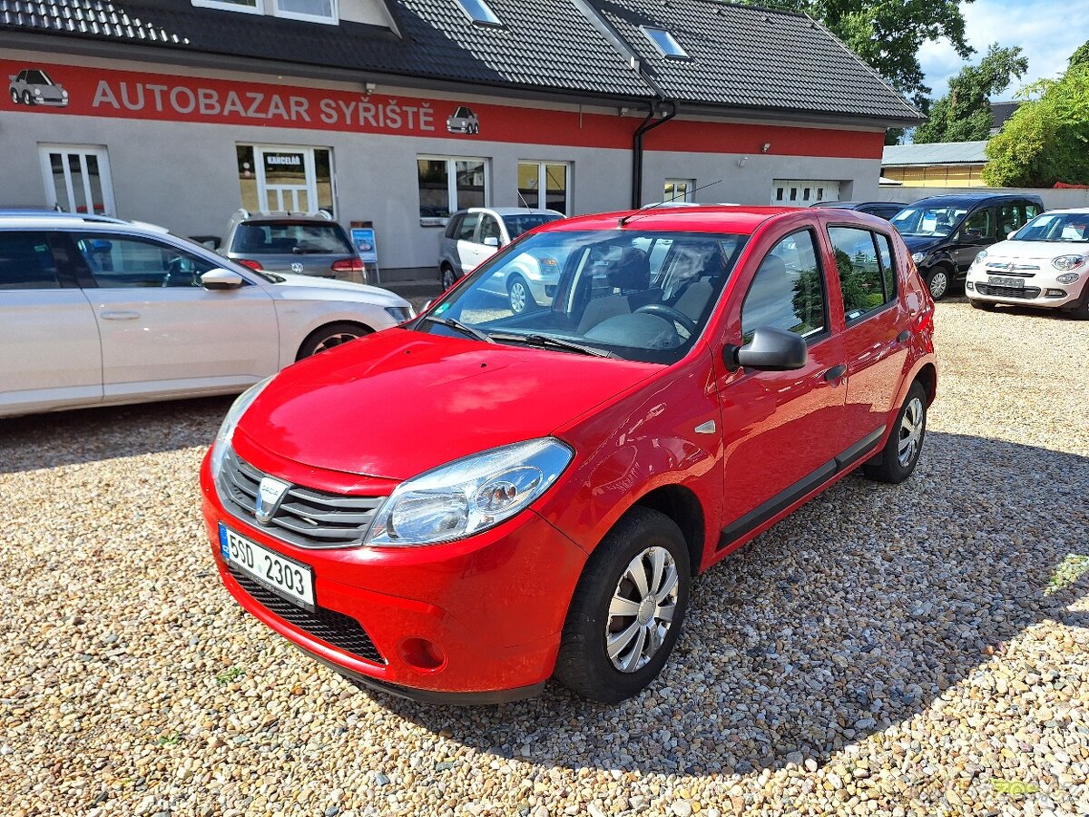 Dacia Sandero 1.4i 55KW Klimatizace, Tažné zařízení