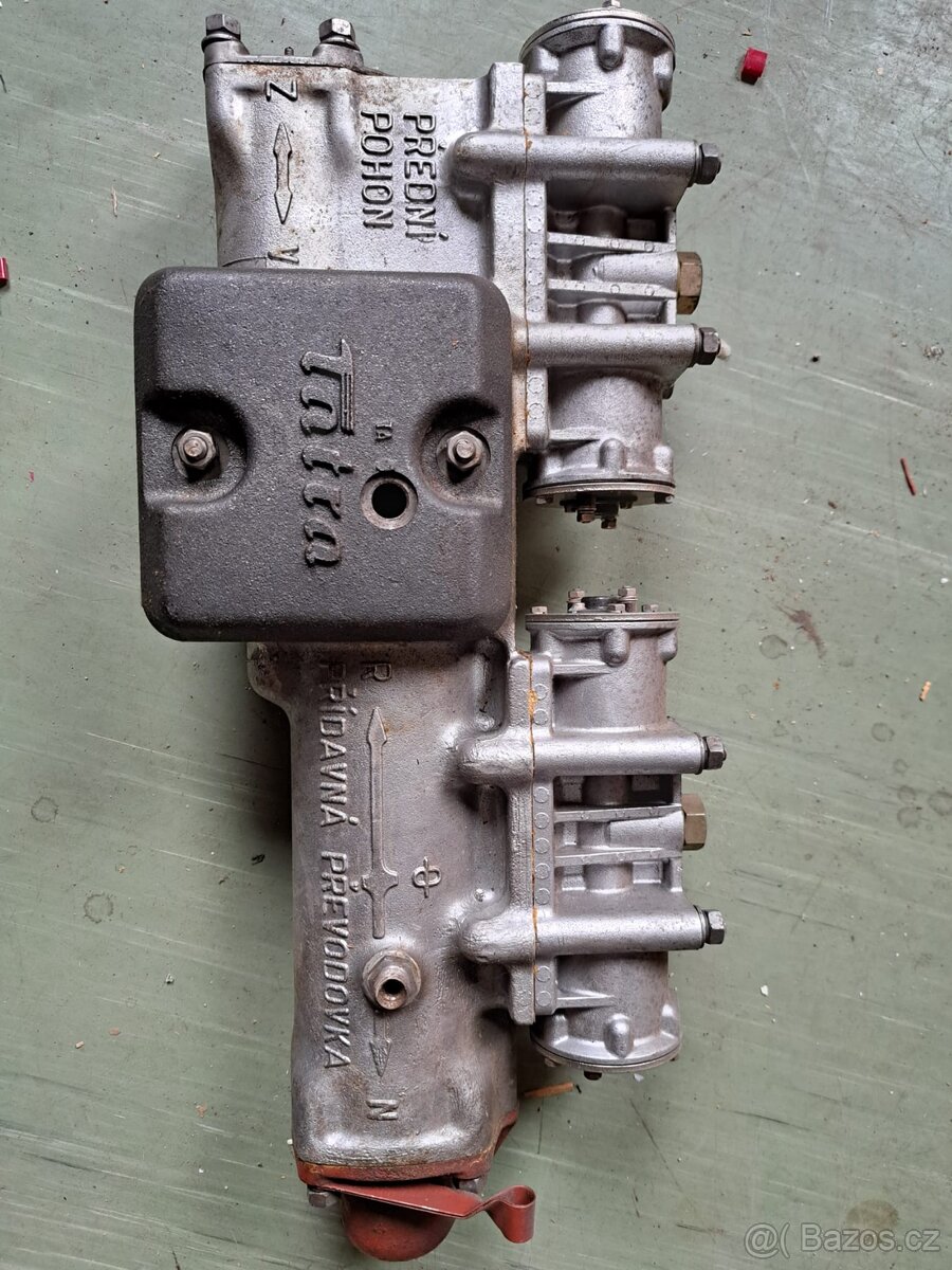 Tatra 148